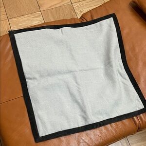 Ralph Lauren Accent pillow sham/ cover . Sz 20”x20” Wool/ suede